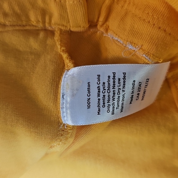 Talbots Pretty Yellow Top With Daisys SZ L Petite Excellent - Picture 9 of 9